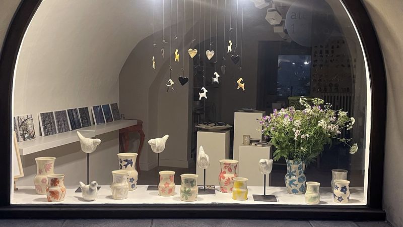 Vasen Flora & Fauna im Schaufenster